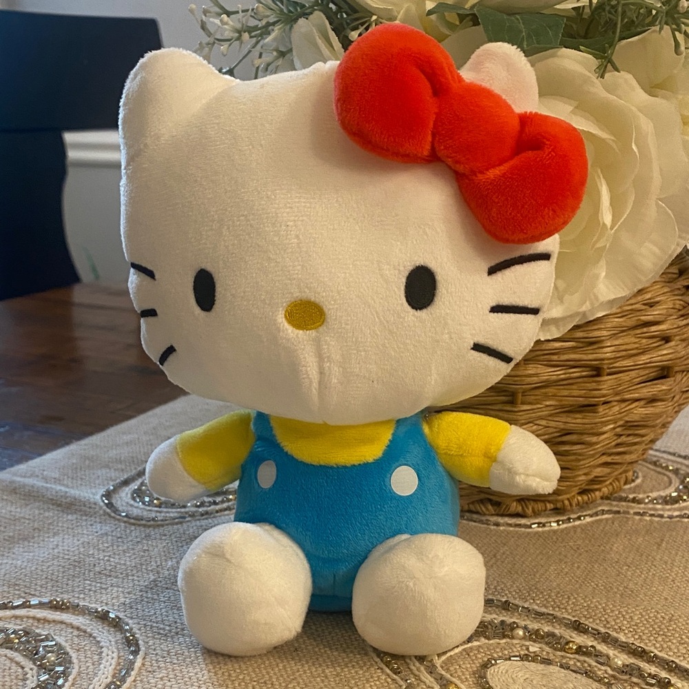 Hello Kitty Plush NWOT